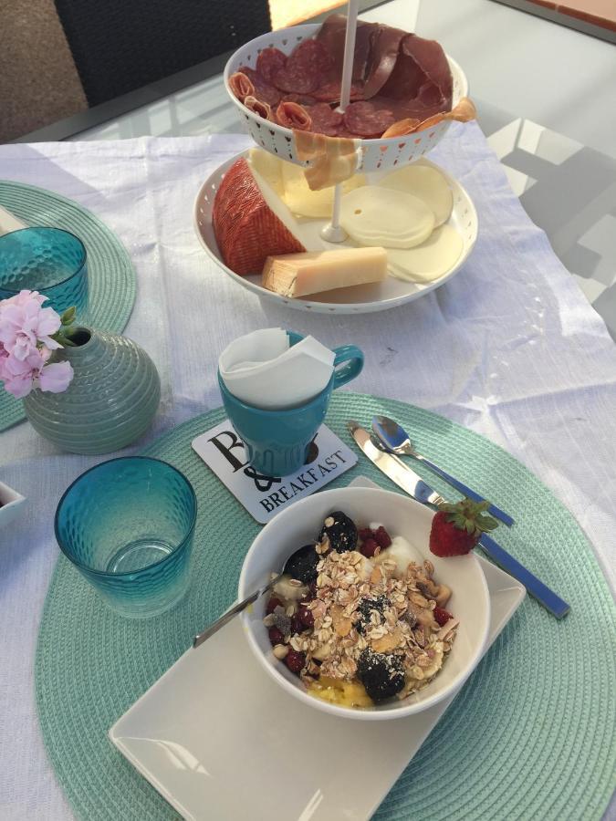 B&B Casa Louisa, Torre Del Mar- Valleniza เบเลซ-มาลากา ห้อง รูปภาพ