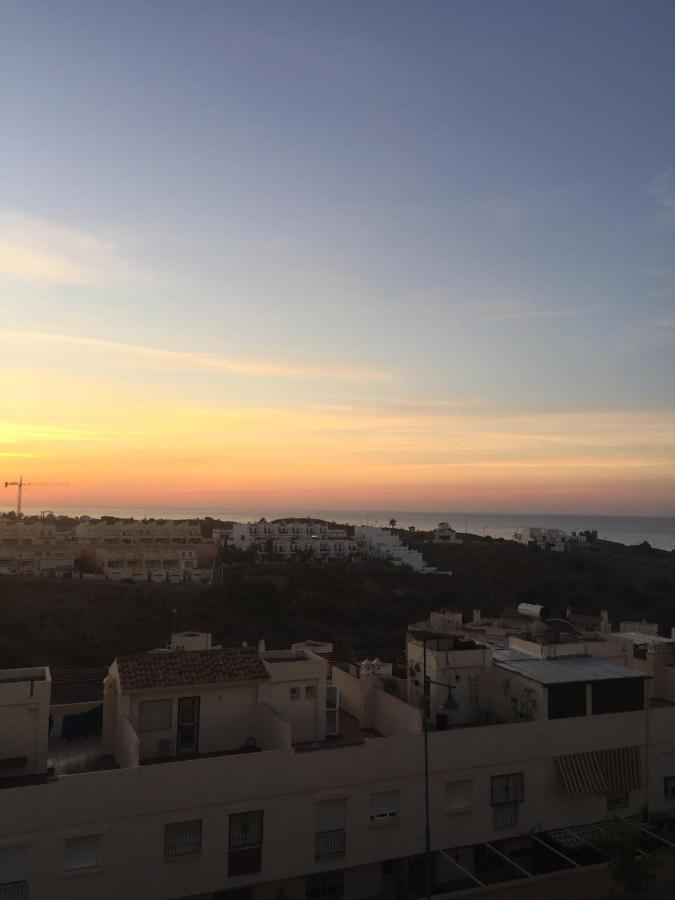 B&B Casa Louisa, Torre Del Mar- Valleniza เบเลซ-มาลากา ภายนอก รูปภาพ