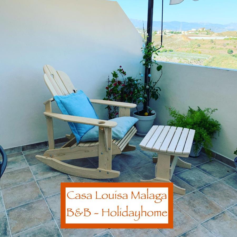 B&B Casa Louisa, Torre Del Mar- Valleniza เบเลซ-มาลากา ภายนอก รูปภาพ