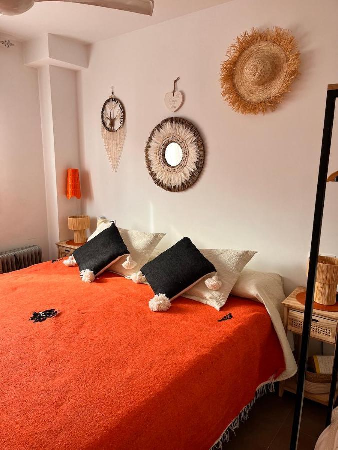 B&B Casa Louisa, Torre Del Mar- Valleniza เบเลซ-มาลากา ภายนอก รูปภาพ